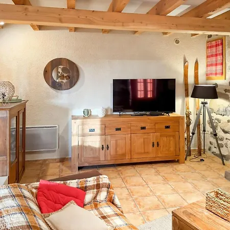 Le Refuge De La Vallee - 4 A 6 Pers - Proche De Salers * Saint-Projet-de-Salers