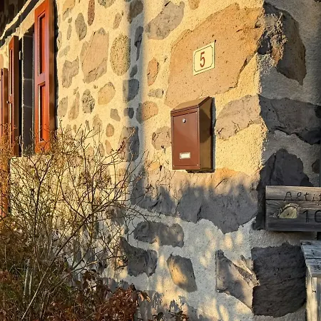 Le Refuge De La Vallee - 4 A 6 Pers - Proche De Salers * Saint-Projet-de-Salers