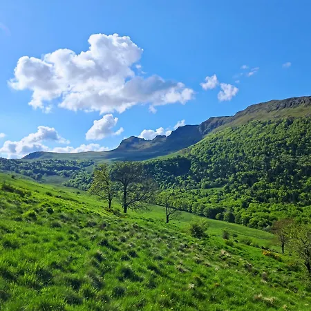 Le Refuge De La Vallee - 4 A 6 Pers - Proche De Salers